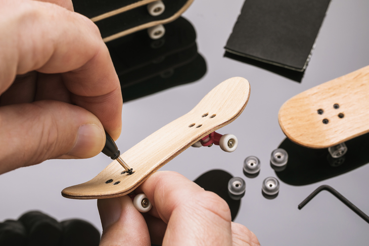 Fingerboarding on a Plane! 